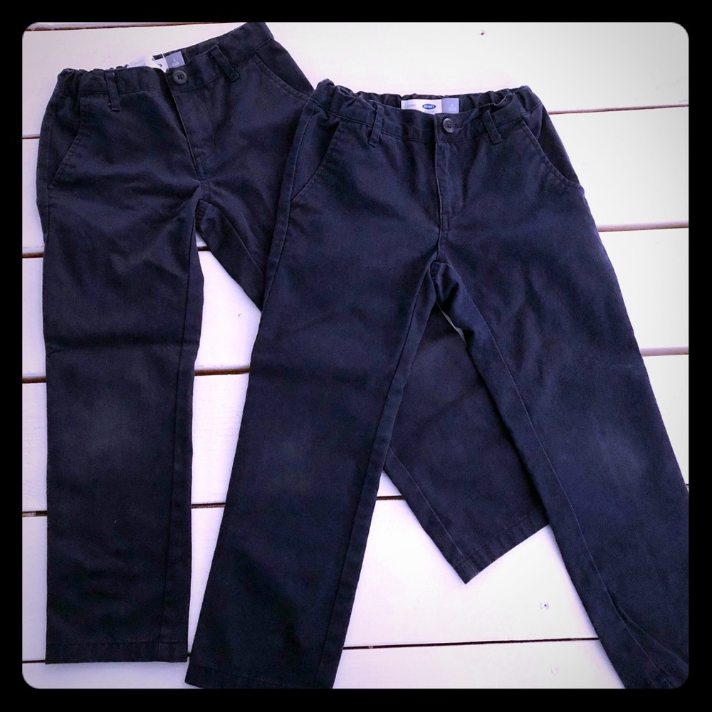 Old Navy 2 pairs Skinny Uniform Pants. Boys. Sz 6